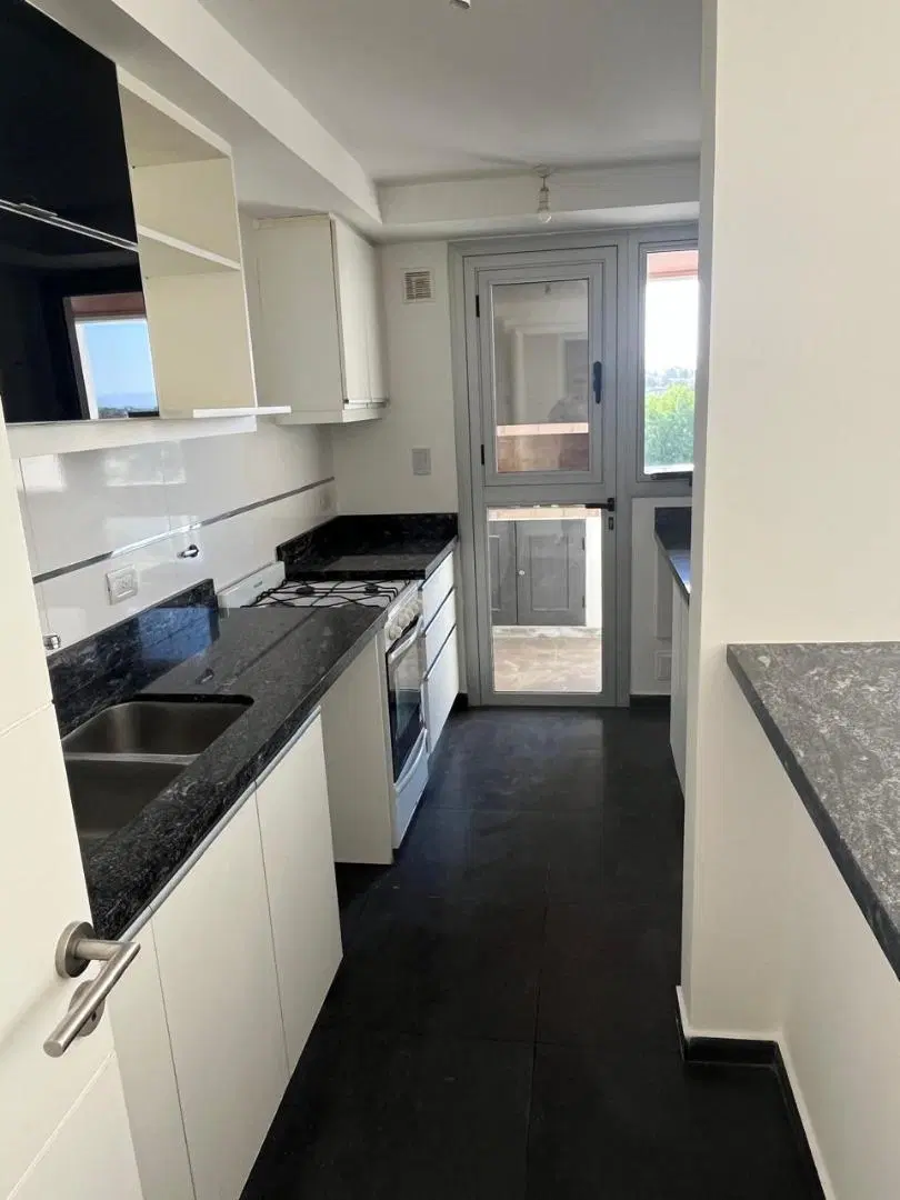 MEDILAND- URCA 2 DORM COCHERA AMENITIES 4