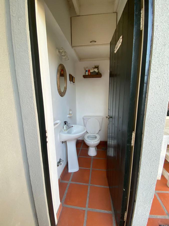 Foto de Muy linda casa en José Mármol, imagen 3