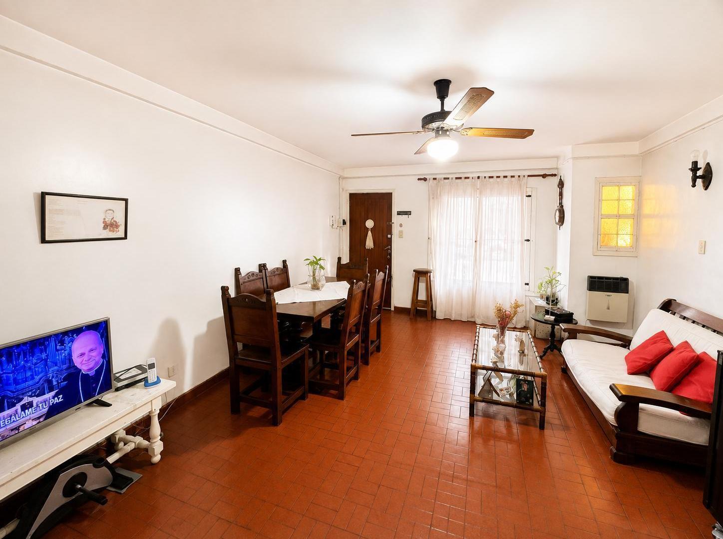 Foto de MUY LINDO PH EN ZONA RESIDENCIAL!!, imagen 1