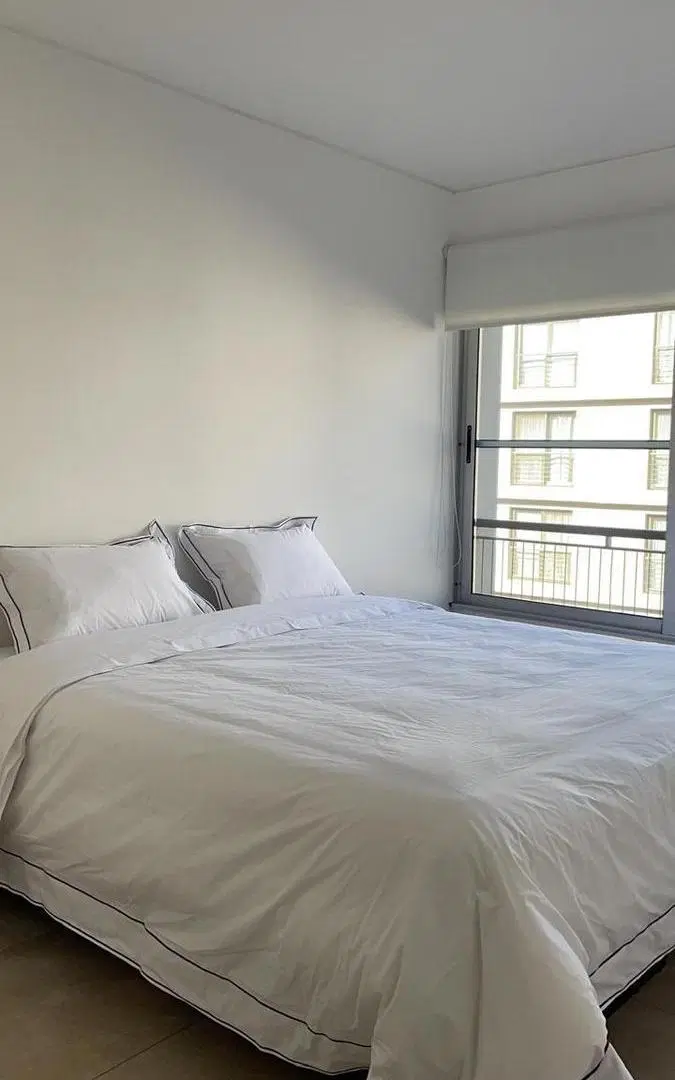 Excelente departamento de categoría con balcón terraza, cochera y amenities 2