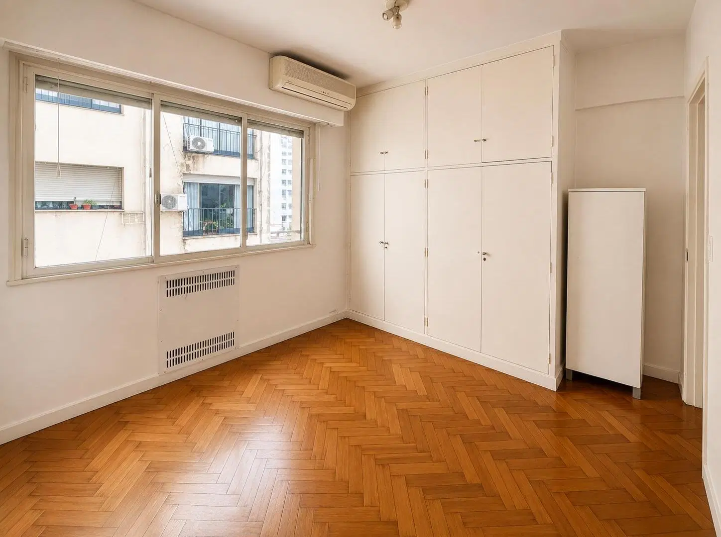 Departamento en Libertador  al 800 8
