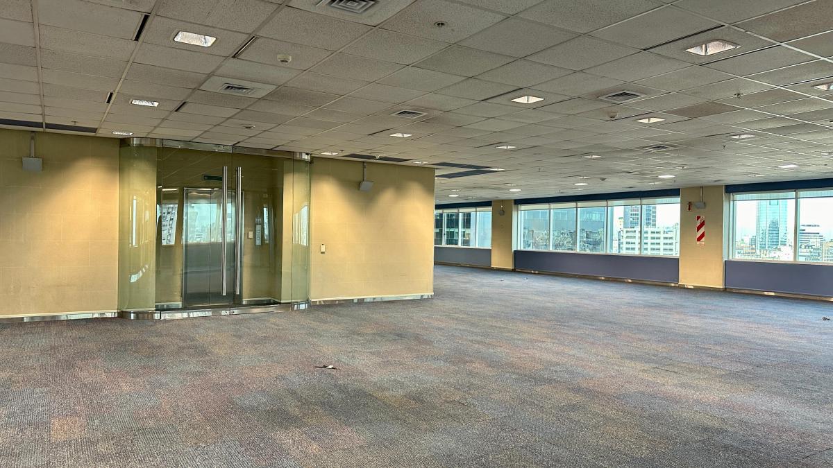 Foto de LAMINAR PLAZA- OFICINA EN PLANTA LIBRE de 1310 m2. –CATALINAS, imagen 5