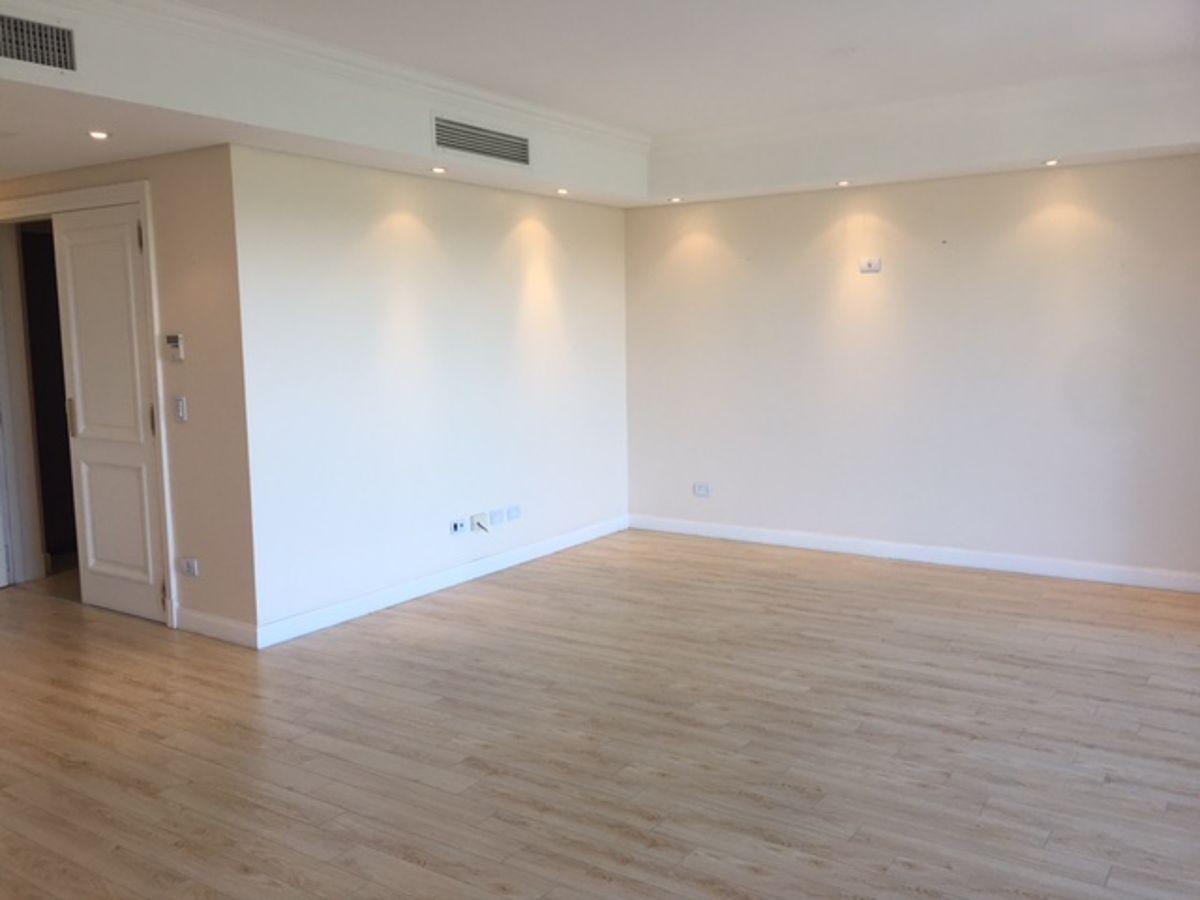 Foto de Venta Departamento Chateau Puerto Madero, imagen 2