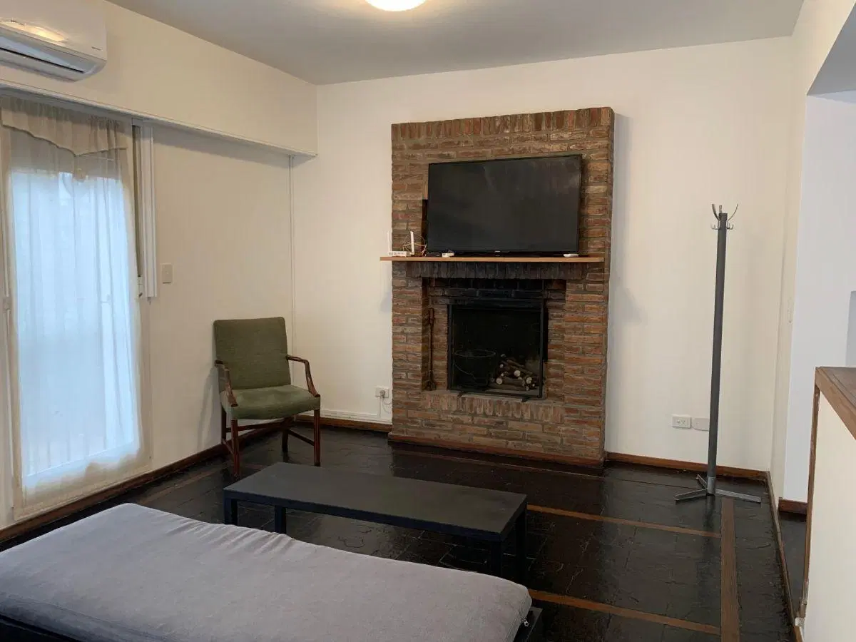 CONFORTABLE CASA EN ALQUILER - 3 DORMITORIOS – ESCRITORIO 4