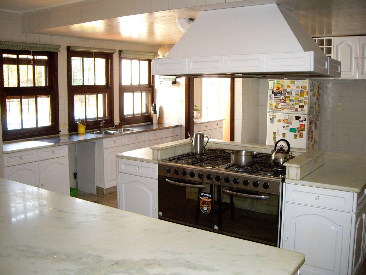 Foto de *** IMPORTANTE CHALET DE AMPLIAS DIMENSIONES ***, imagen 5