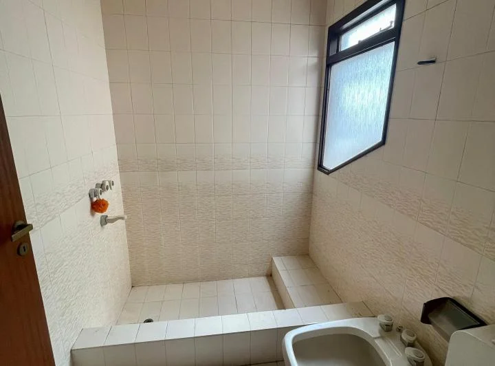 Excelente ubicación  4