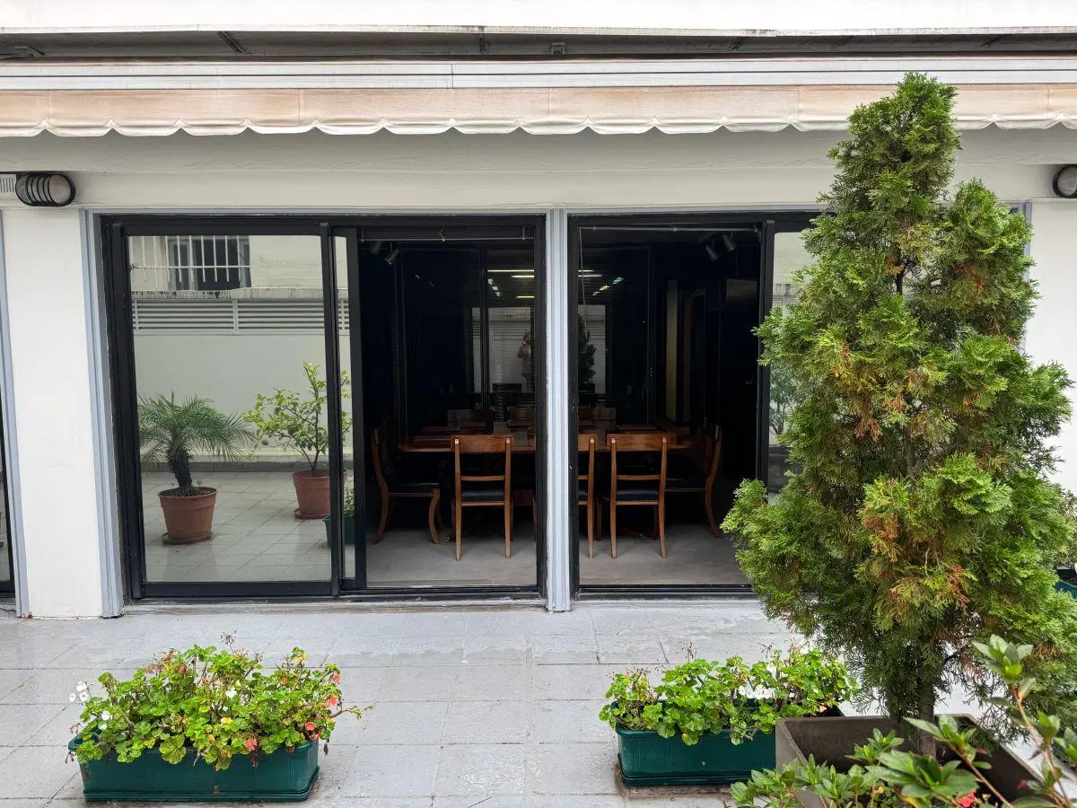 EDIFICIO DE OFICINAS DE CATEGORÍA, AVENIDA CÓRDOBA AL 1200 - TRIBUNALES FRENTE PLAZA LAVALLE 3