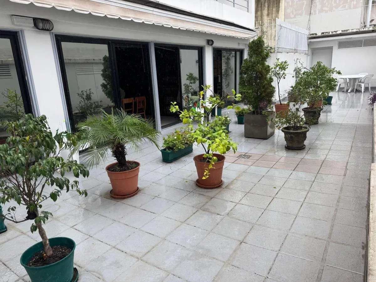 EDIFICIO DE OFICINAS DE CATEGORÍA, AVENIDA CÓRDOBA AL 1200 - TRIBUNALES FRENTE PLAZA LAVALLE 2
