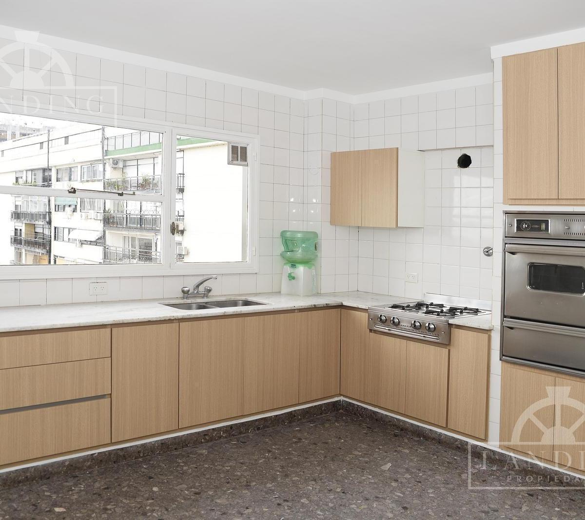 Departamento 4 Ambientes con 2 Cocheras en Belgrano Piso 23 1