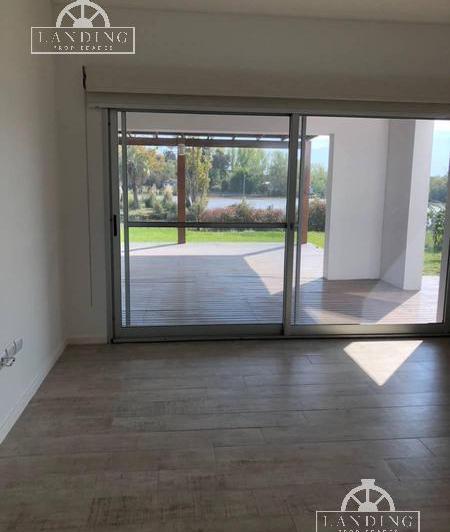 Departamento planta baja con jardin al rio, 3 dormitorios y dependencia - Dos cocheras Albanueva 4