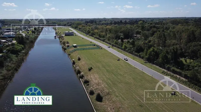 Lote al río en Marinas H 5