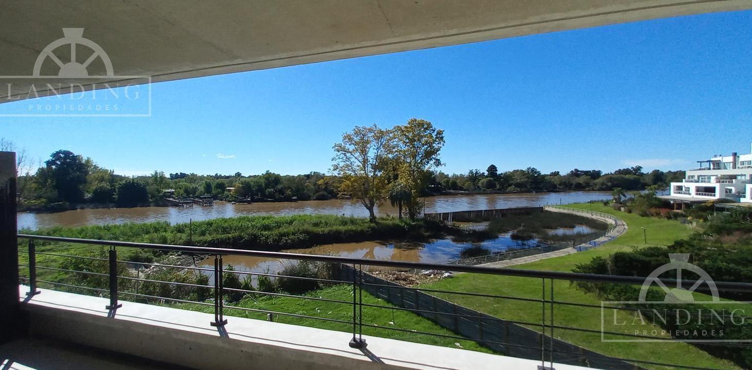 Departamento de 5 ambientes al río y cochera en El Faro en Barrio Náutico Albanueva