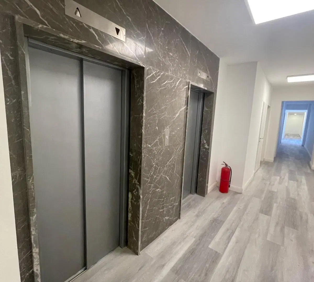VENTA DEPARTAMENTO DOS AMBIENTES :: EDIFICIO ACONDICIONADO A NUEVO 2
