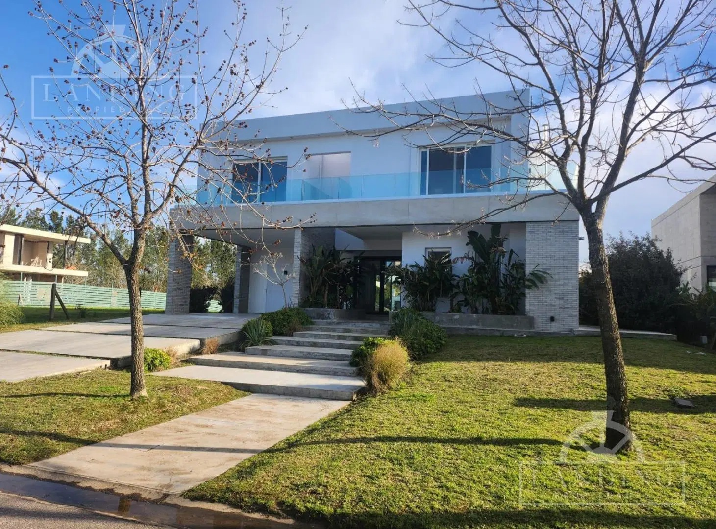 Casa en Barrio Náutico Albanueva con 2 Cocheras Cubiertas 3