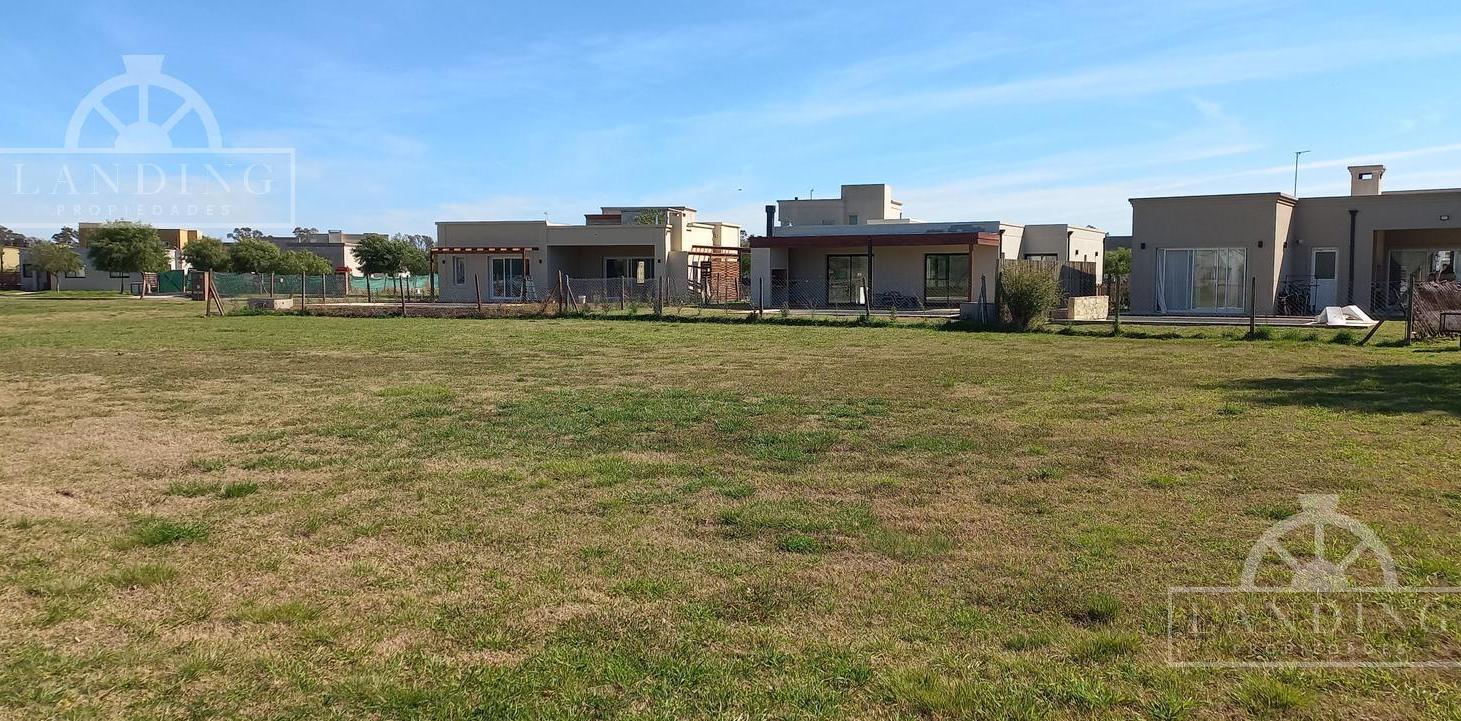 Lote interno Pilar del Este Santa Emilia.
