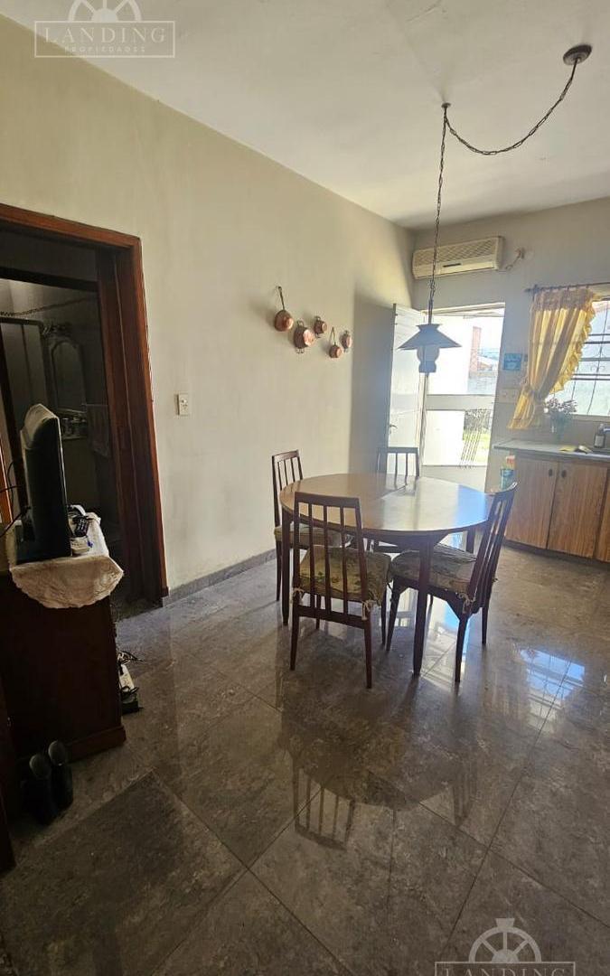 Foto de Espectacular lote frente a Sanatorio de la Trinidad mts de Dardo Rocha. Apto comercial., imagen 3
