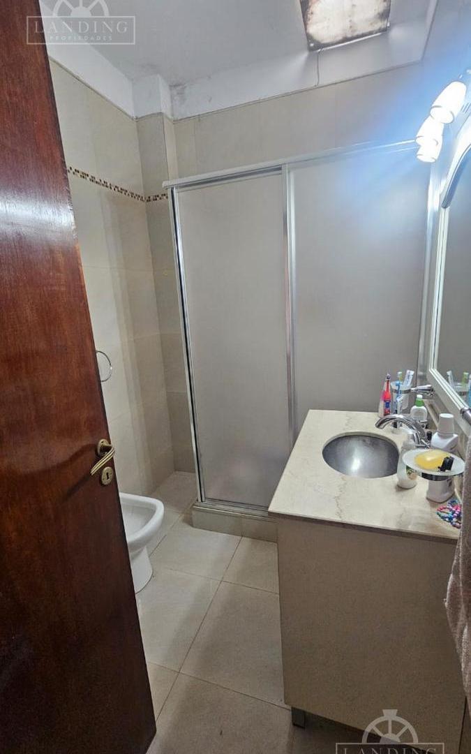 Foto de Espectacular lote frente a Sanatorio de la Trinidad mts de Dardo Rocha. Apto comercial., imagen 5