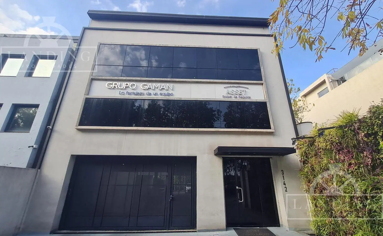Edificio Comercial Dardo Rocha 3100 en Martinez con 11 cocheras 3