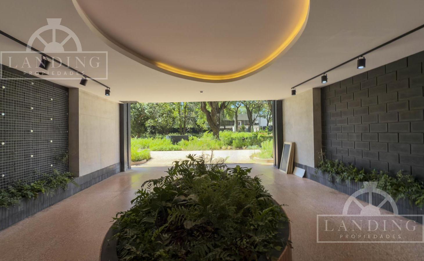 3 Ambientes con gran jardin propio, cochera y amennities