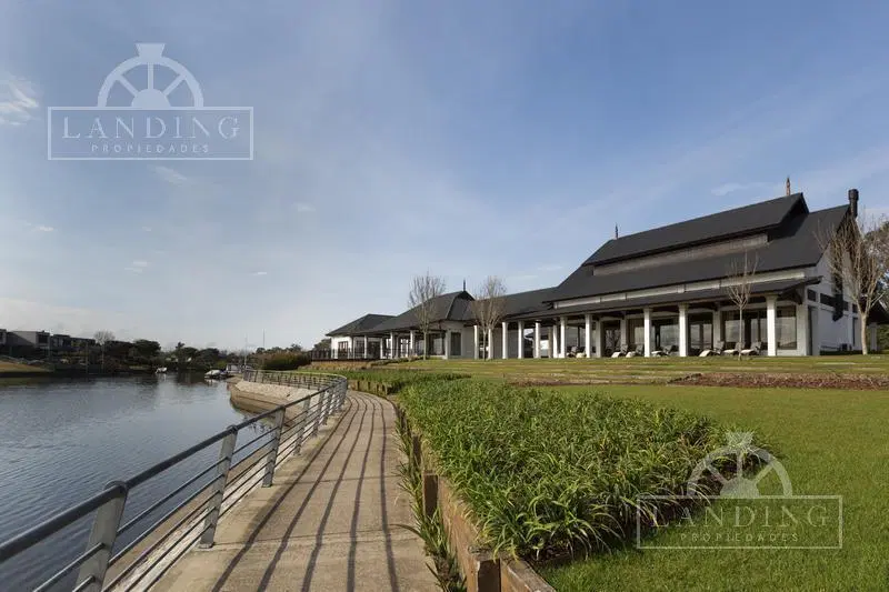 Lote al río en Barrio Náutico Albanueva ORIENTACION NORTE. En exclusividad 1
