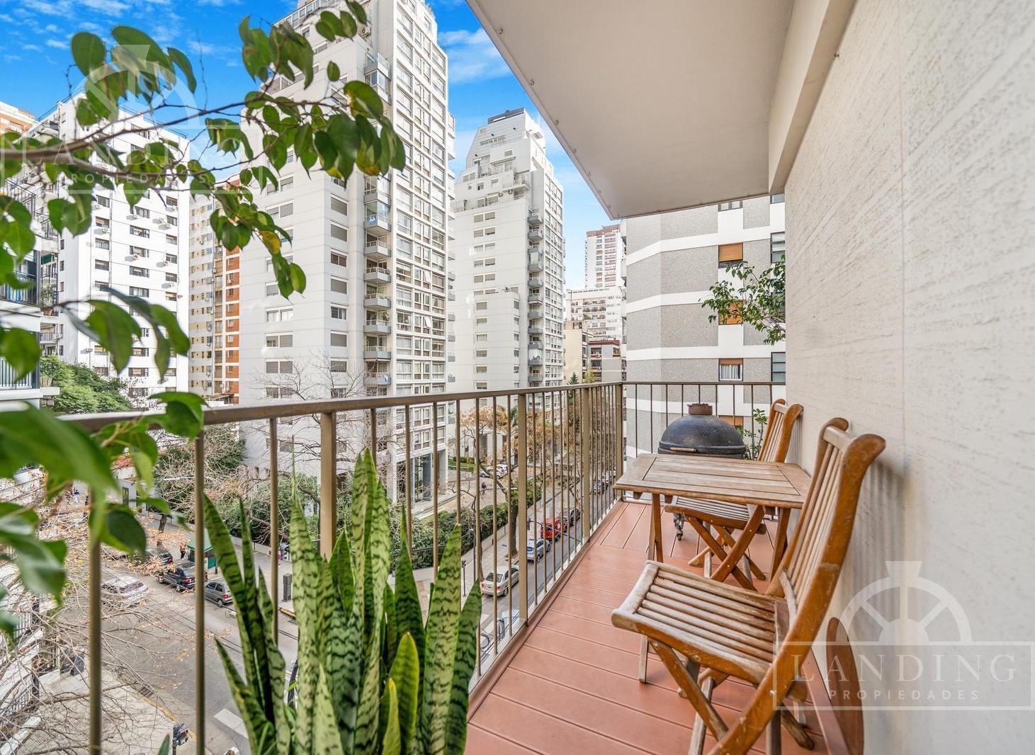 Departamento 4 Ambientes con Dependencia Cochera y Baulera en Belgrano