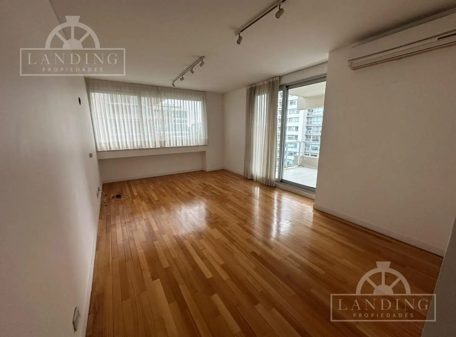 Alquiler Departamento 3 Ambientes en Suite con Cochera y Baulera Torre Horizons Vicente lopez 3