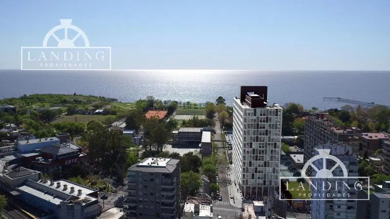 Venta Departamento 3 Ambientes con Increible Vista Al Rio y Cochera Domus Libertador 5