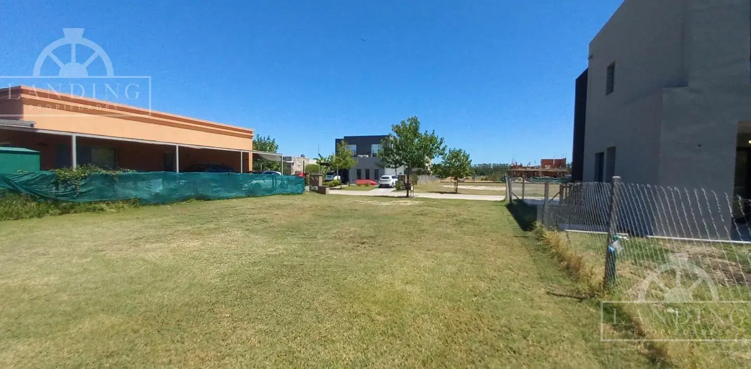 Lote ionterno en Vila Marina I, Dique Luján 5