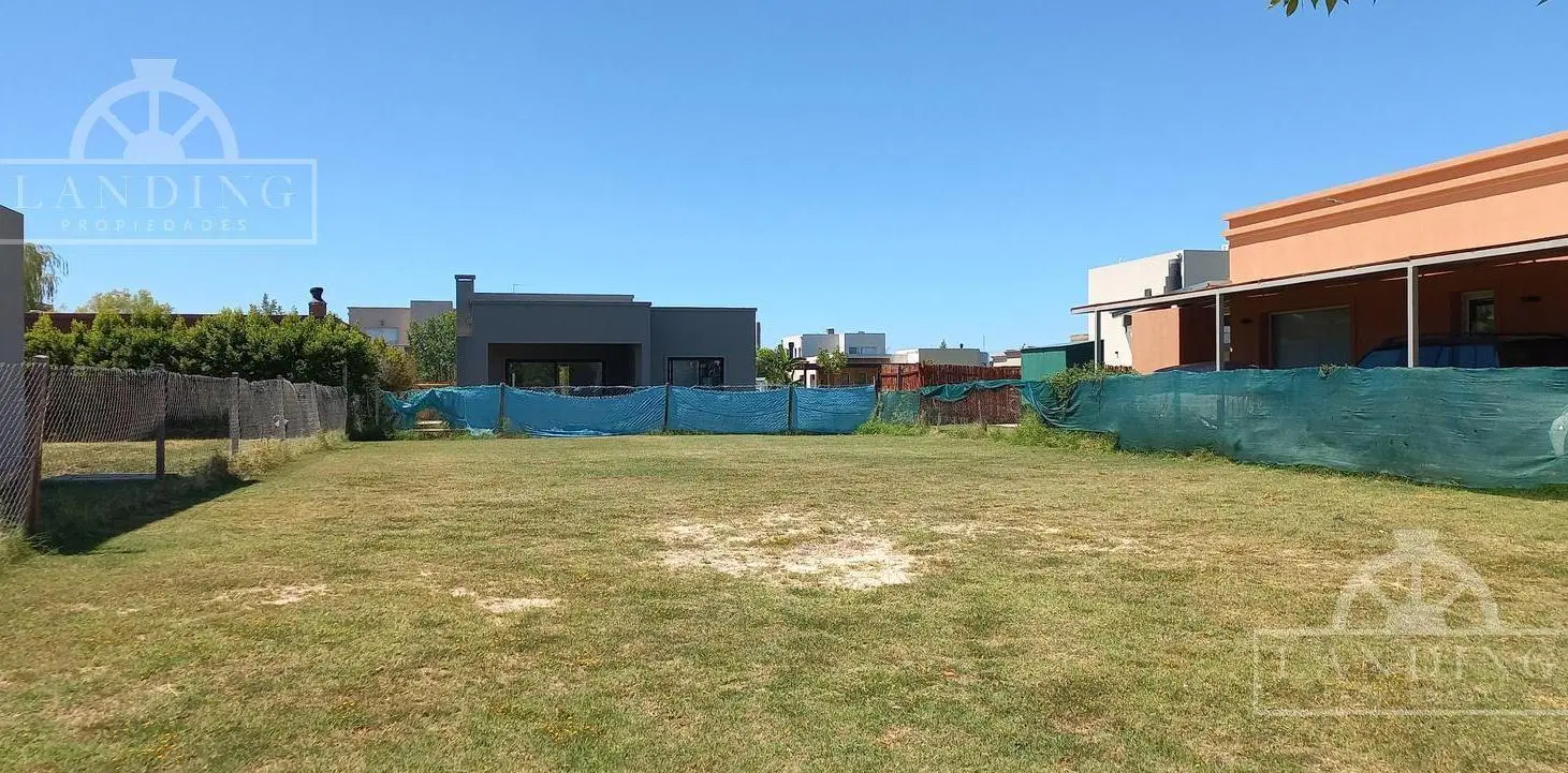 Lote ionterno en Vila Marina I, Dique Luján 2