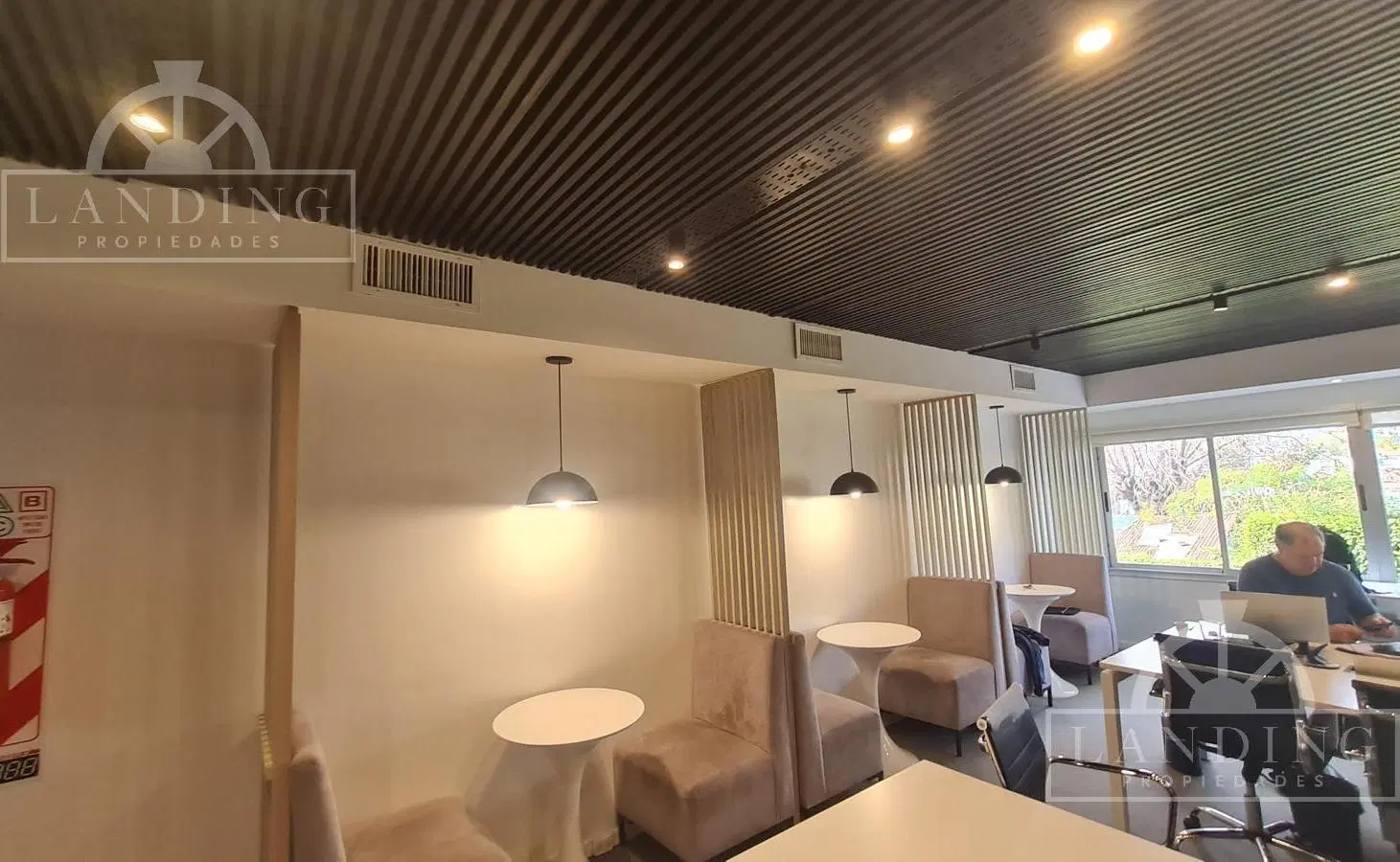 Edificio Comercial Dardo Rocha 3100 en Martinez con 11 cocheras 8