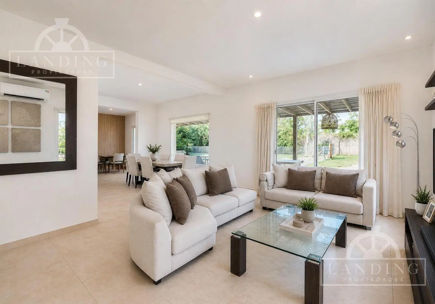 Venta Casa 5 Ambientes con Pileta y Amplio Jardin en Barrio San Rafael Villanueva Tigre 2