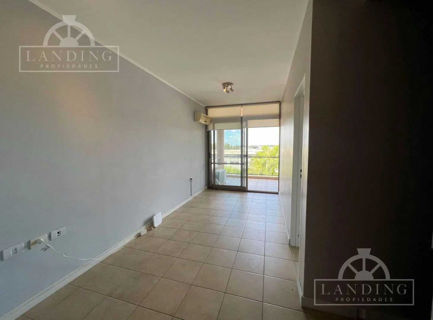 Venta Departamento 2 Ambientes Con Cochera Paseo de la Bahia Nordelta 5