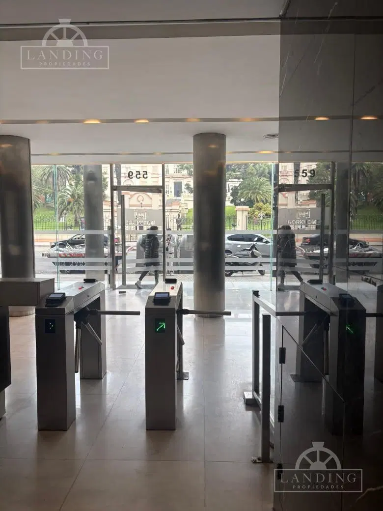 Oficina en Las Cañitas (A partir del 1 de Julio) 4