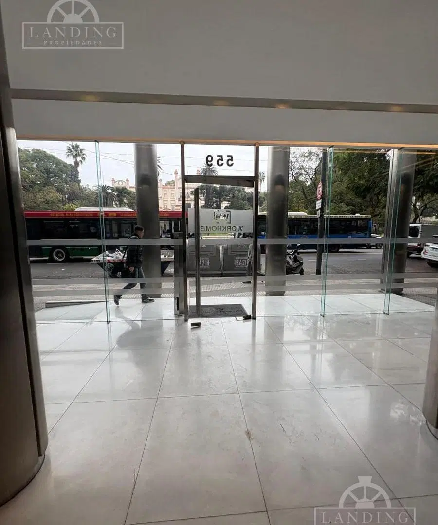 Oficina en Las Cañitas (A partir del 1 de Julio) 2