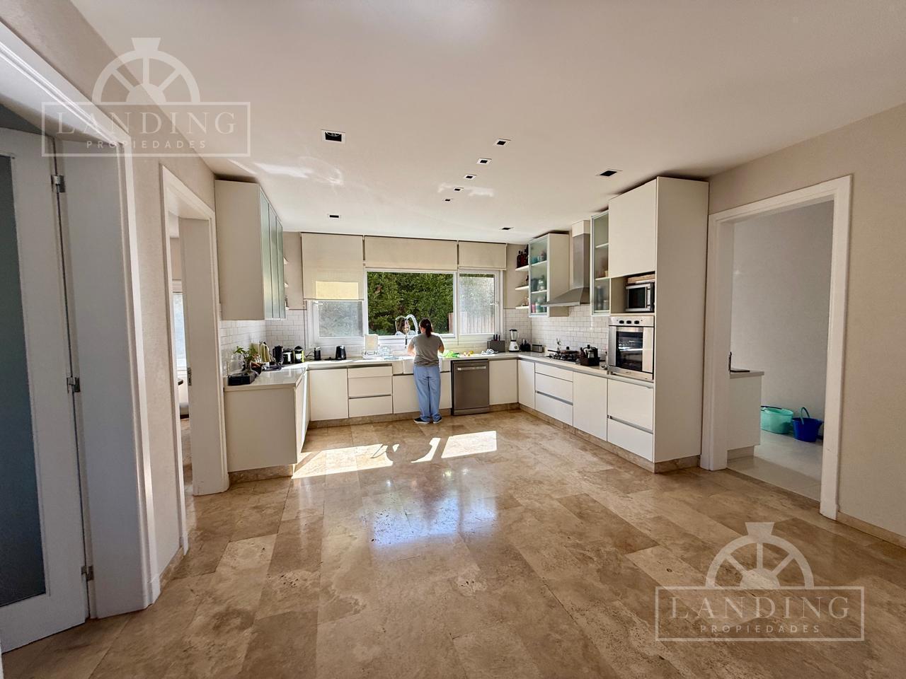 Foto de Moderna casa al rio en Albanueva, imagen 1