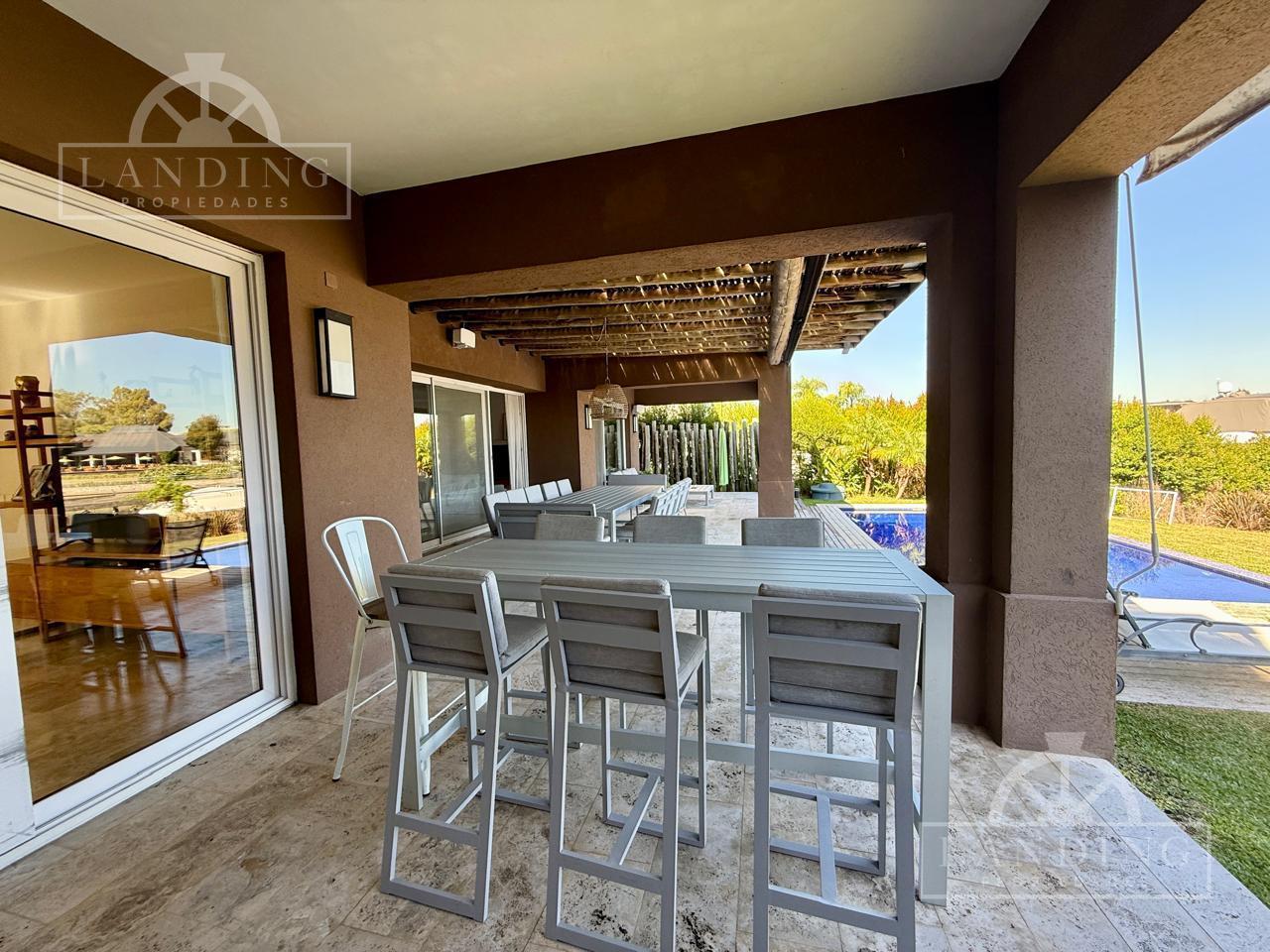 Foto de Moderna casa al rio en Albanueva, imagen 3