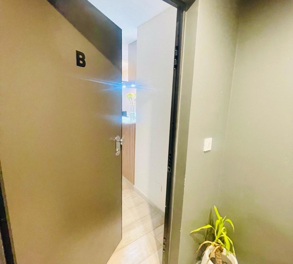 Foto de VENTA DEPARTAMENTO 3 AMBIENTES CATEGORIA CABALLITO, imagen 1