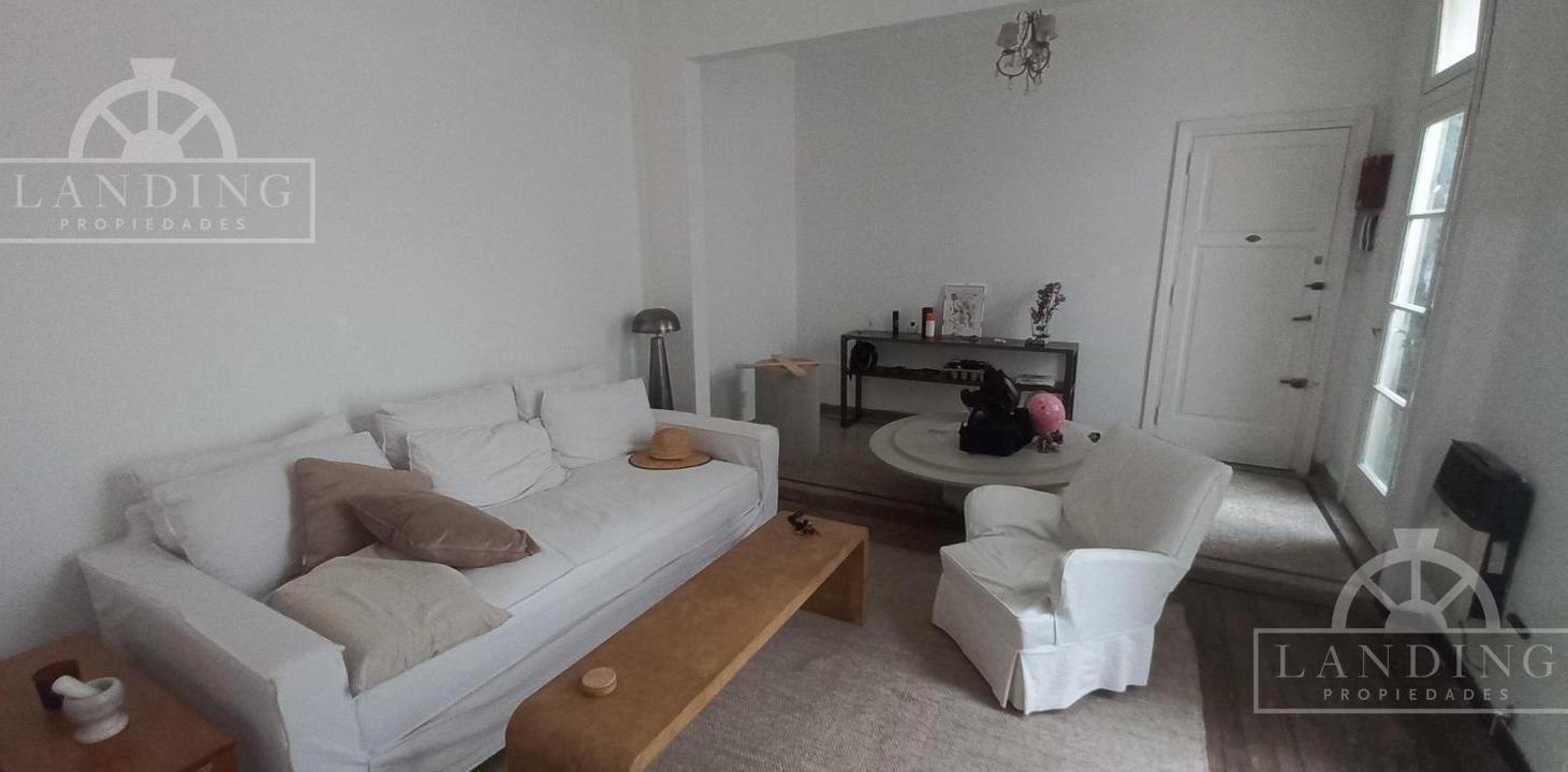 Foto de PH de 4 ambientes con patio y terraza con parrilla TOTALMENTE RENOVADO, imagen 2