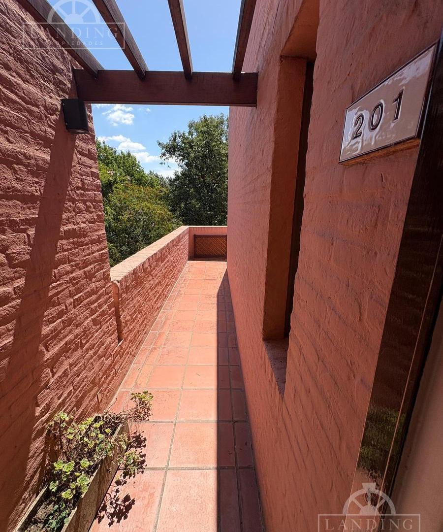 Foto de Departamento 3 ambientes en Barrio Privado Village Las Lomas, imagen 1