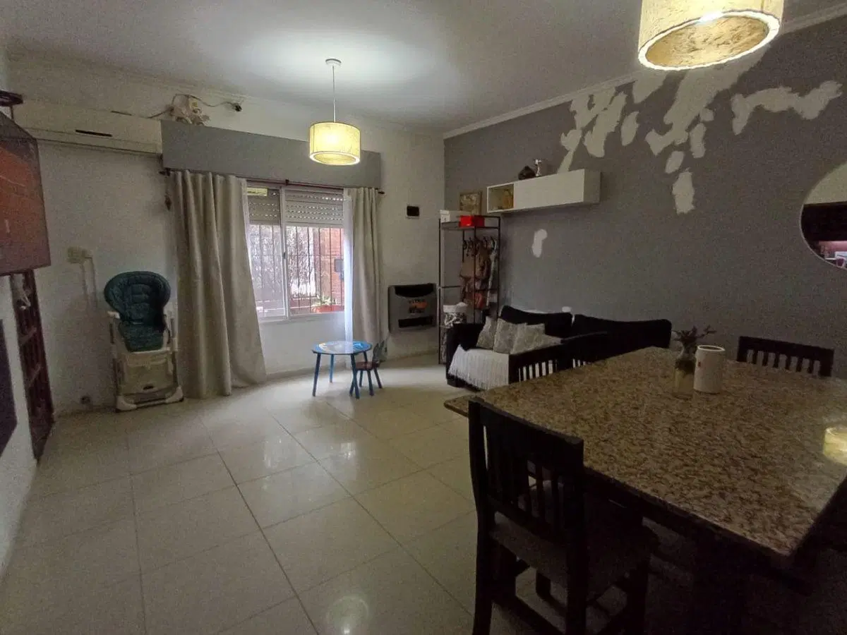 Casa en venta 3 ambientes con cochera Beccar 3