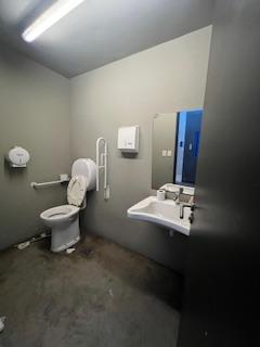 Foto de Importante Local en venta o alquiler - Lomas de Zamora Oeste, imagen 5