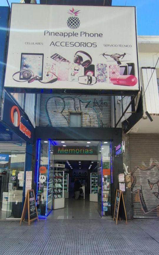 Foto de Local sobre peatonal Laprida- Lomas de Zamora Oeste, imagen 1