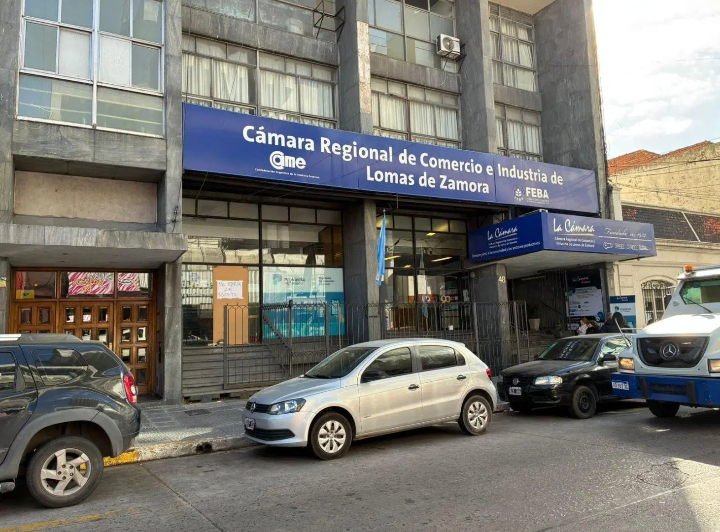 Gran salón en primer subsuelo Cámara de Comercio, ingreso propio 2