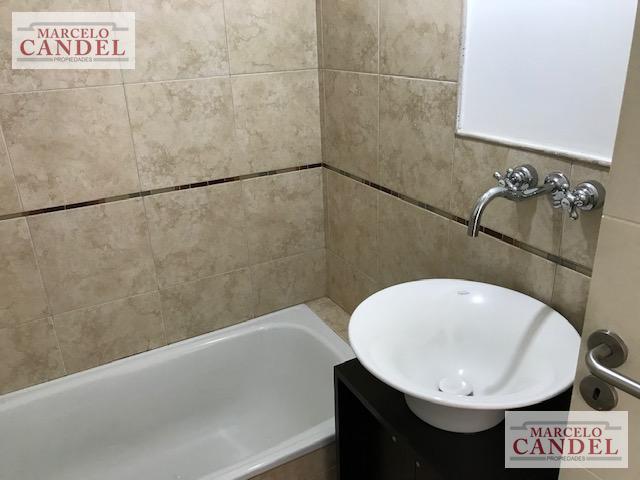 Foto de Alquiler Departamento 2 ambientes Lomas de Zamora Balcón a la calle, imagen 2