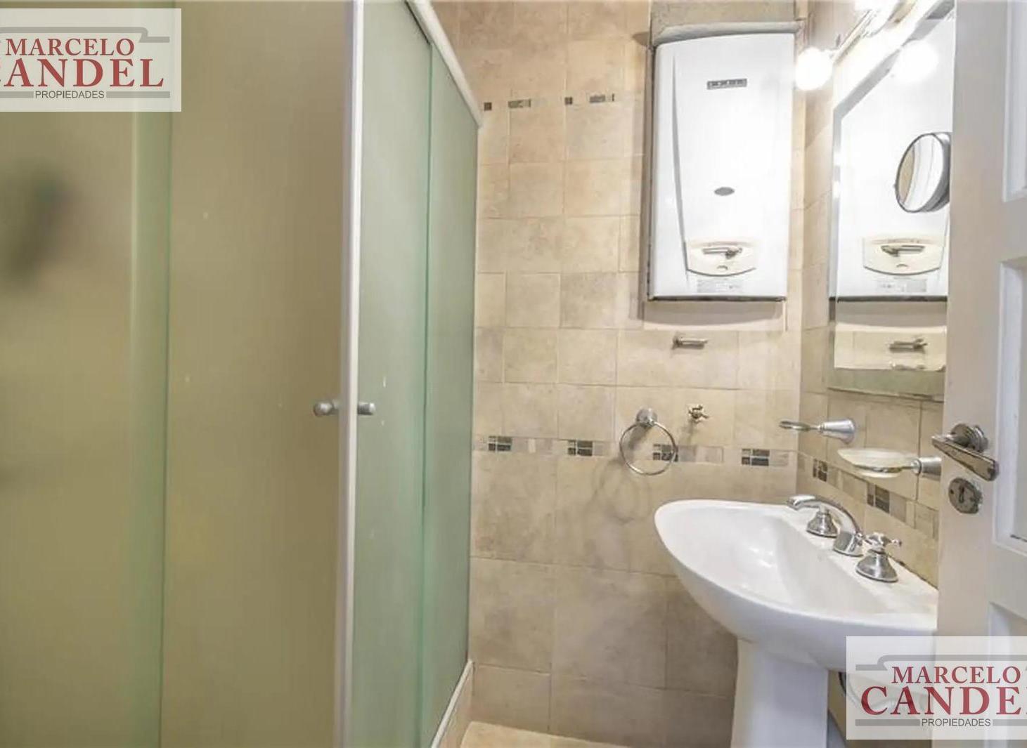 Foto de Venta de Casa en Lomas de Zamora Oeste Barrio Miñaqui con jardin y, imagen 1