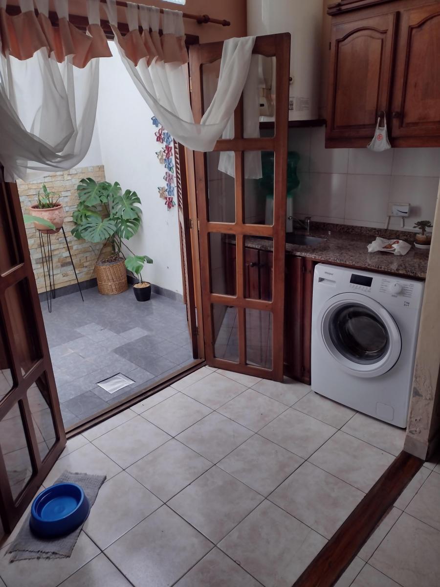 ¡Oportunidad! PH 4 Amb Al Fte Pb y Primer Piso C/ Patio, Terraza y Parrilla. Reciclado 132 m 5