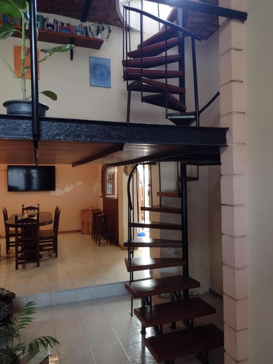 ¡Oportunidad! PH 4 Amb Al Fte Pb y Primer Piso C/ Patio, Terraza y Parrilla. Reciclado 132 m 2