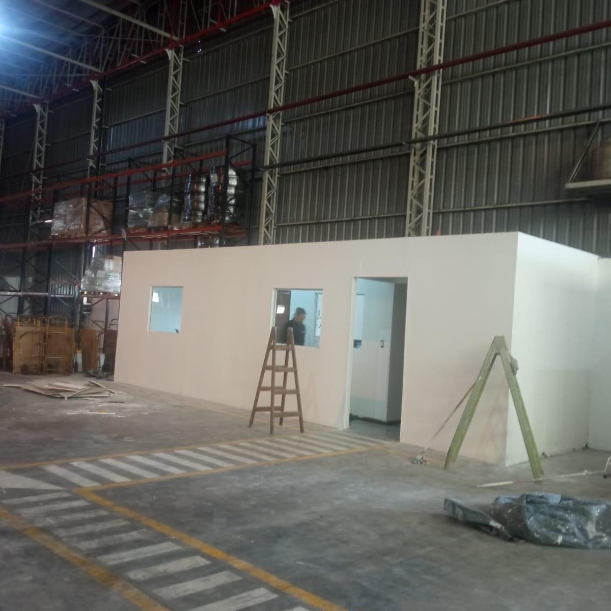 Nave de 2000 m² con Sprinklers 1