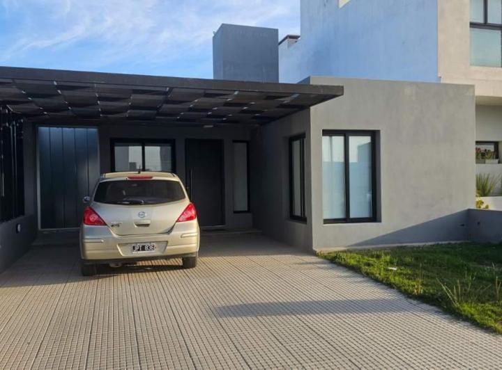 Duplex en alquiler en San Ignacio 2