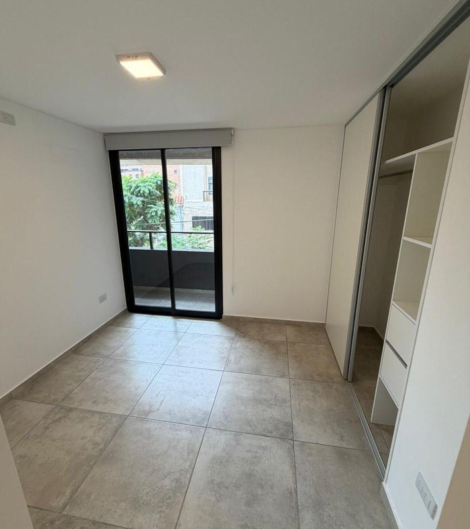Foto de Venta departamento en Alberdi de un dormitorio con balcón, imagen 5
